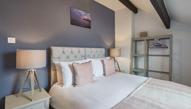 Host Stay Emerald Hideaway - Foto 5, Habitación