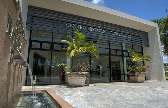 Visita al Centro Histórico Ron Barceló - Foto 3