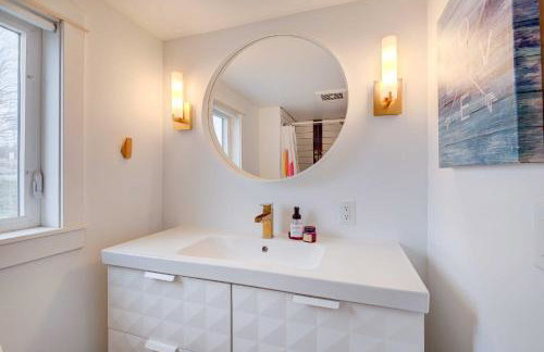 East Jordan Vacation Rental on Lake Charlevoix! - Foto 13