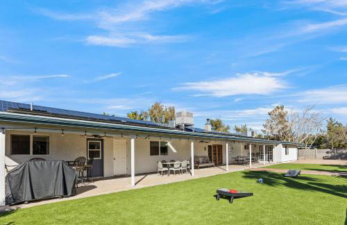 Spacious Desert Getaway! - Photo 40