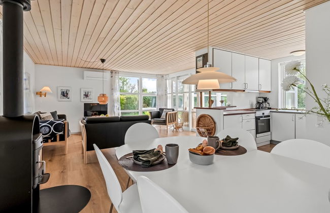 "Teija" - 300m from the sea - Foto 13