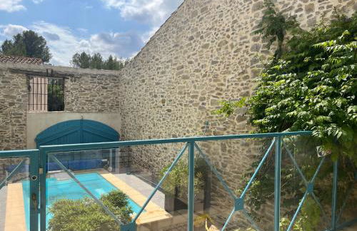 Chez Elia, pour les amoureux des vieilles pierres - Foto 2