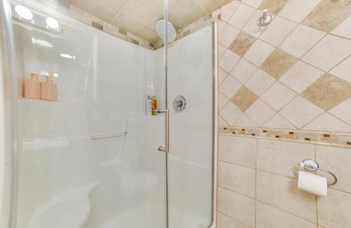 Visit Fife Lake and Traverse Bay! Farmhouse Hideaway - Foto 15