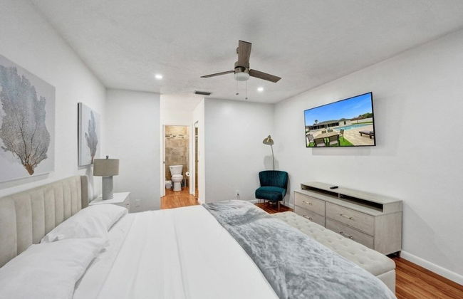 Villa Royale 4 Br Home W/ Pool And Hot Tub 4 Bedroom Villa by RedAwning - Foto 3