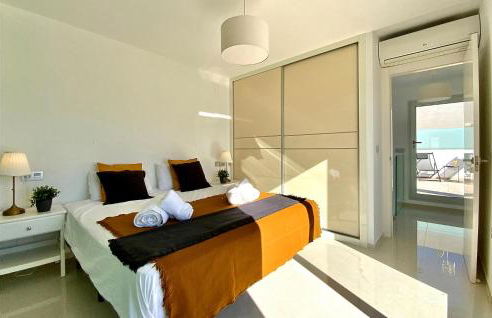 Lovely Home In Alicante - Photo 19