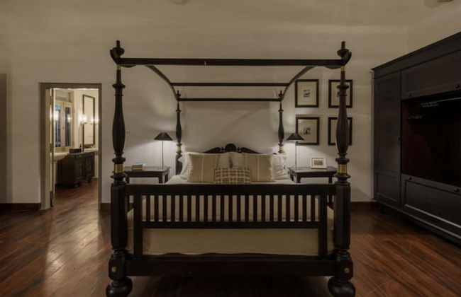 Dutch Colonial Period Villa In Contemporary Style - Foto 58