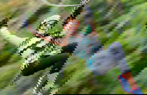 Tirolina en Toro Verde Eco Adventure Park - Foto 2