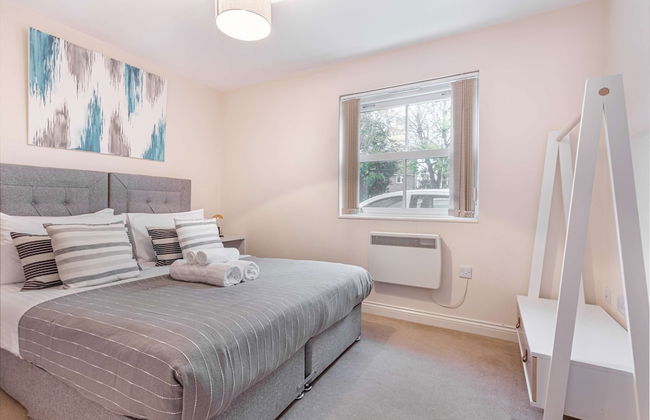 Host Stay Westbrook Court Apartment - Photo 11