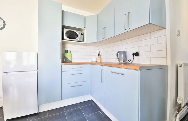 Beautifully Designed 2 Bed Apartment - Foto 28