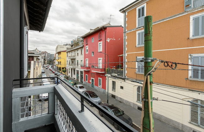 Studio in Milan's Bovisa Area - Photo 16