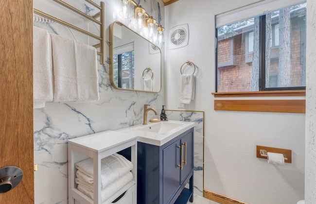 Dakine Haus by Avantstay 4 Min to Northstar + Game Room & Projector - Photo 22