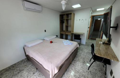 Flats completos e aconchegantes a menos de 1 quadra do Hospital de Clinicas de Porto Alegre - Foto 8