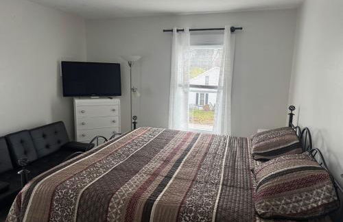 Downtown Willoughby historical district Gem 4 - Photo 3