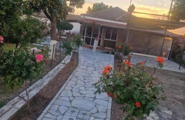 Kikas Stone House - Photo 1