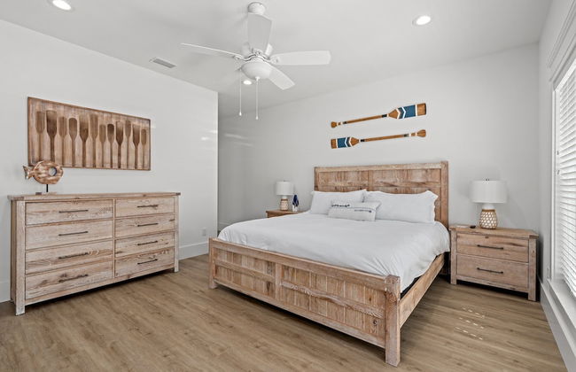 Spectacular 3br 4ba w/ Private Pool, 2 Min Walk to Beach - Sleeps 15! - Foto 2