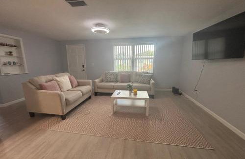 Charming 3BR Family Retreat Near Tarpon Springs - Foto 12