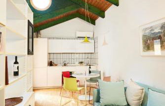 Italian design small attic - Foto 13