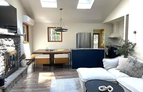 Romantic Mountainside Cozy Cabin Poconos - Foto 6