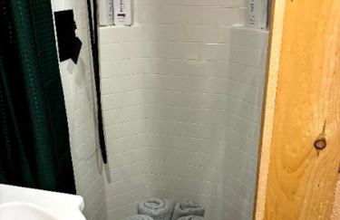 Jasper Tiny Home Hideaway with Wood-Burning Hot Tubs - Foto 2