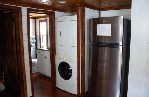 Charming Cabin - Pondview - Hot Tub - Foto 8