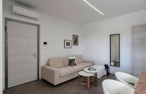 Relax Luxury Sirmio - Elegante Trilocale con Piscina a Sirmione - Foto 5