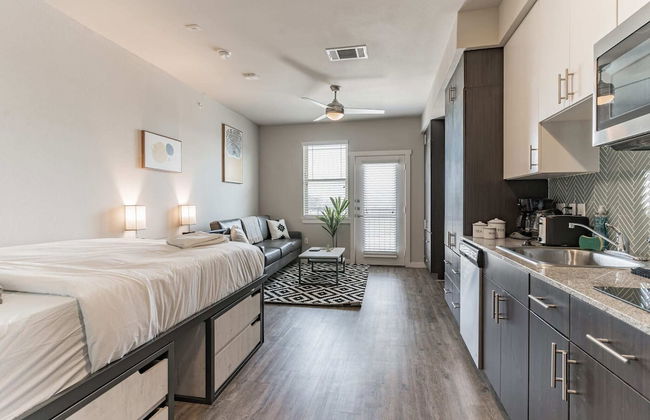 East DT Houston Getaway Near Parks and Restaurants - Foto 3