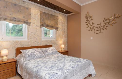 Villa Kalaitsidi - plunge pool, gym and unique gardens - Foto 3