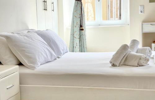 Xenias Rooms Apartments - Foto 13