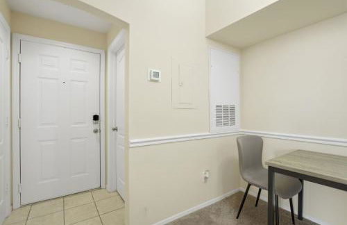 Upscale 1BR Apartment Home - Foto 12
