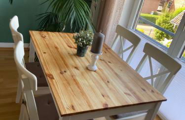 ZWITSCHERNEST Stilvolle helle Ferienwohnung Gästezimmer Monteurwohnung für 1 bis 6 Personen 3 Zimmer 60 qm - Foto 13