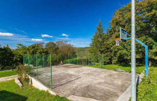 Traumhafte Finca mit Tischtennis, Spielplatz, Basketballplatz, Privatpool, Outdoor-Kueche - Foto 39