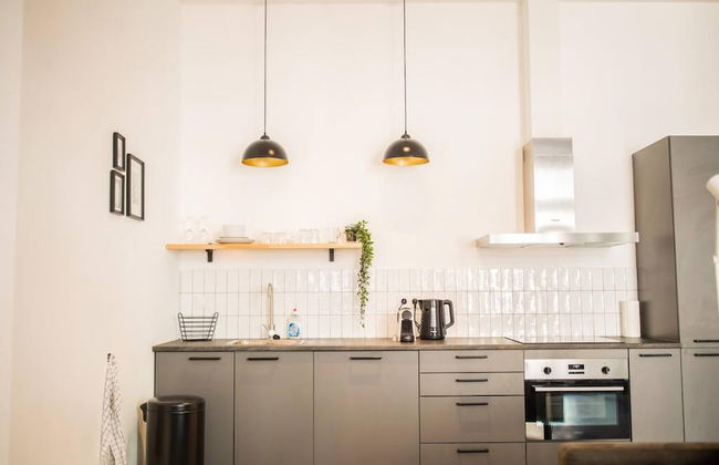 Alphabet 2 BR Serviced Apartments -lh- - Photo 14