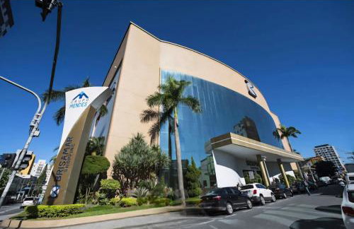 Apê Novo 5 min do Centro, Shopping e Praia com Garagem e Ar condicionado - Foto 44