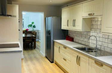 The Galloway Steading: Countryside Family Retreat with Sauna and Hot tub - Foto 4