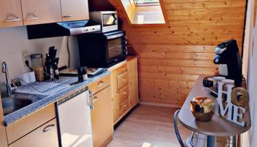 VOLL ausgestattete DG- Wohnung in HDH ruhige zentrale Lage - Foto 3