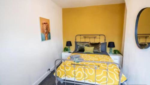 Charming 3BDR House By Homestyles Hosts Short Lets & Serviced Accommodation Hoole With Free Parking & Free WiFi - Foto 3