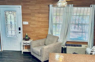 SanAnto Inn - Photo 34