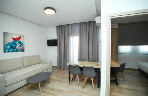 Naias Beach Hotel - Foto 79