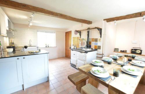 The White House with Studio - Photo 3