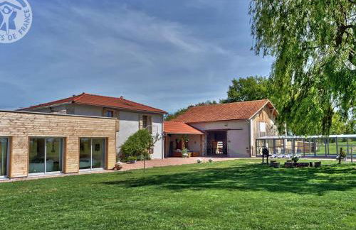 Gîte cocon avec spa et sauna à Saint-Germain-Lespinasse - FR-1-496-6 - Foto 3