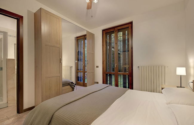 Lovely Flat With Shared Pool and Amazing Lake View - Photo 3