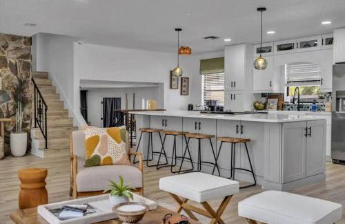 Tropical Oasis, 5 Mins to Beach - Foto 2