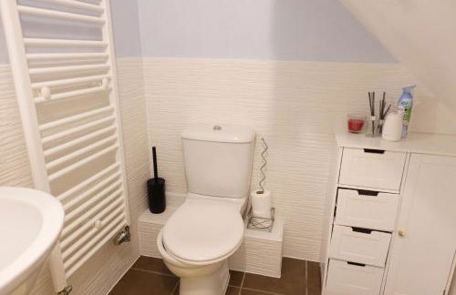 4 bedroom, Sleeps 12, Free Parking - Foto 23