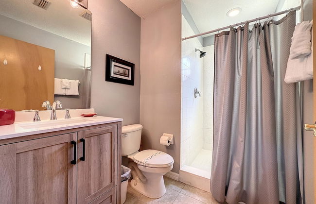 Lovely 3 bed Condo Near Disney Quiet Community - Photo 24