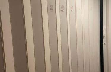 Crown Inn & Suites - Foto 27