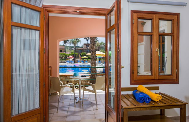 Omega Platanias - Foto 69