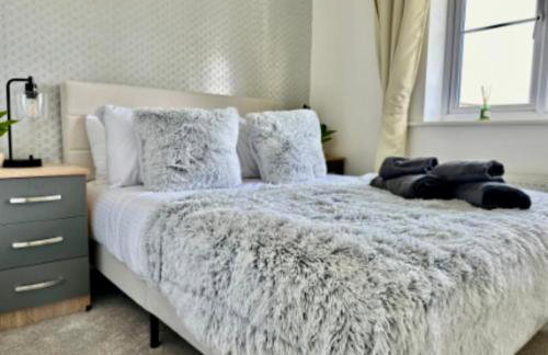 Elysian Escape, modern 5 bedroom house - Photo 46