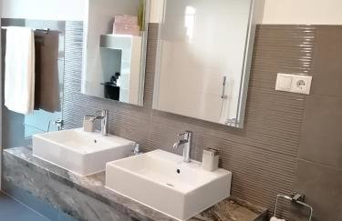 Villa NOVAMARIN - heated pool, sauna, garden - Foto 11