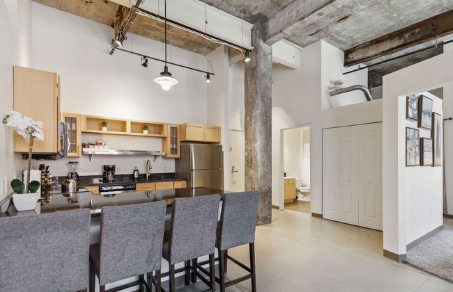 Historic Loft Retreat With Pool - Foto 52