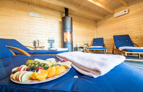 Liebevoll hinterm Deich - Ferienwohnungen - Foto 24